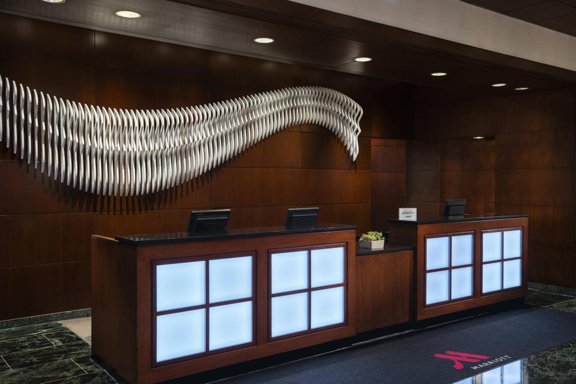 Washington Dulles Marriott Suites Herndon Exterior foto
