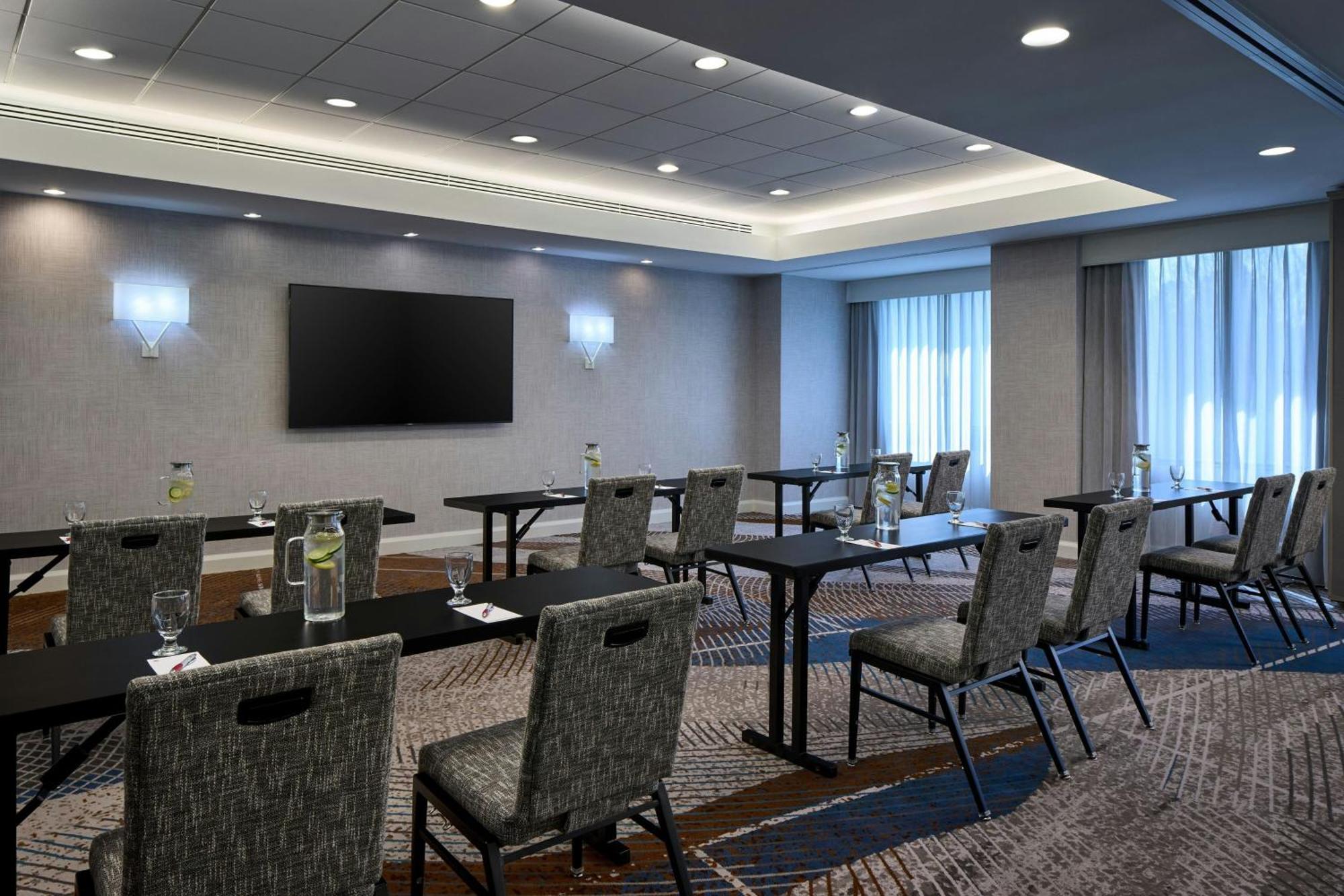 Washington Dulles Marriott Suites Herndon Exterior foto